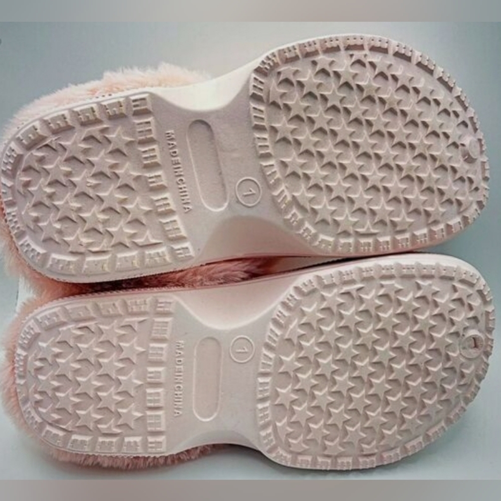 PRICE 📉📉 Drop JUICY COUTURE Pink Rhinestone Fur Lined Clog - Picture 4 of 4